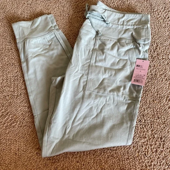 Women high rise Joggers - Picture 1 of 3